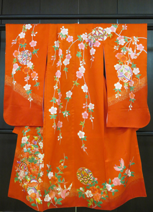 赤てまり桜
